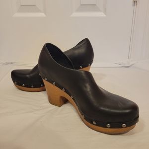 KORKS PLATFORM CLOGS